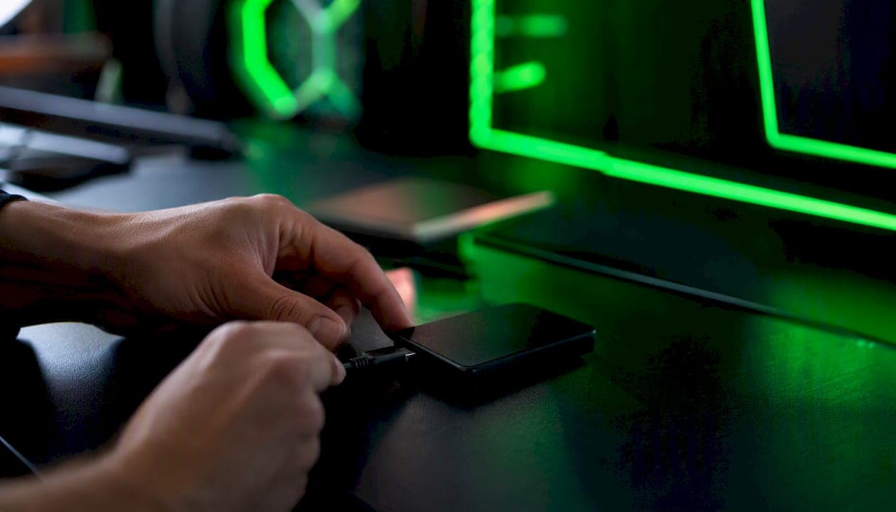 Copy Trading for Beginners: Start Safely and Smart
