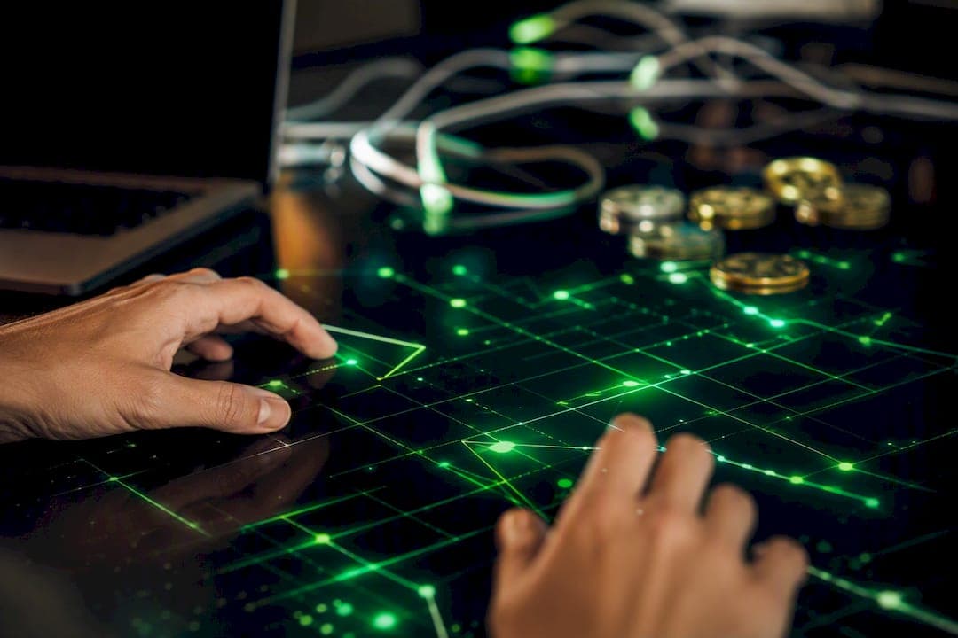 What Real-Time Trade Mirroring Means for Retail Traders